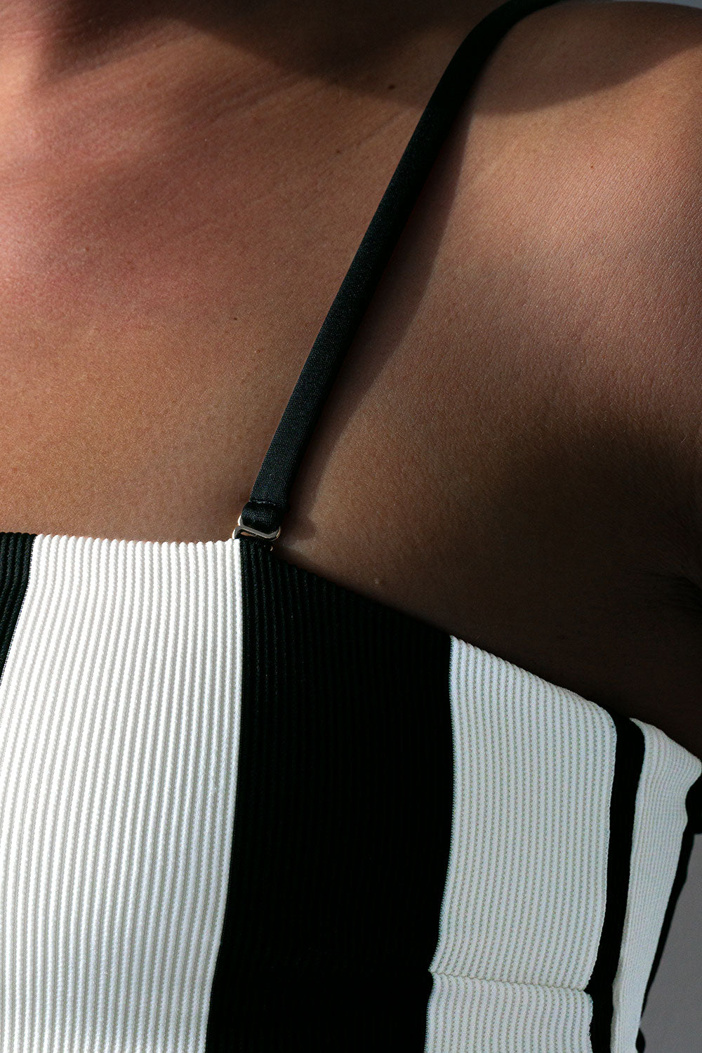 Nero e Bianco Bikini Straps