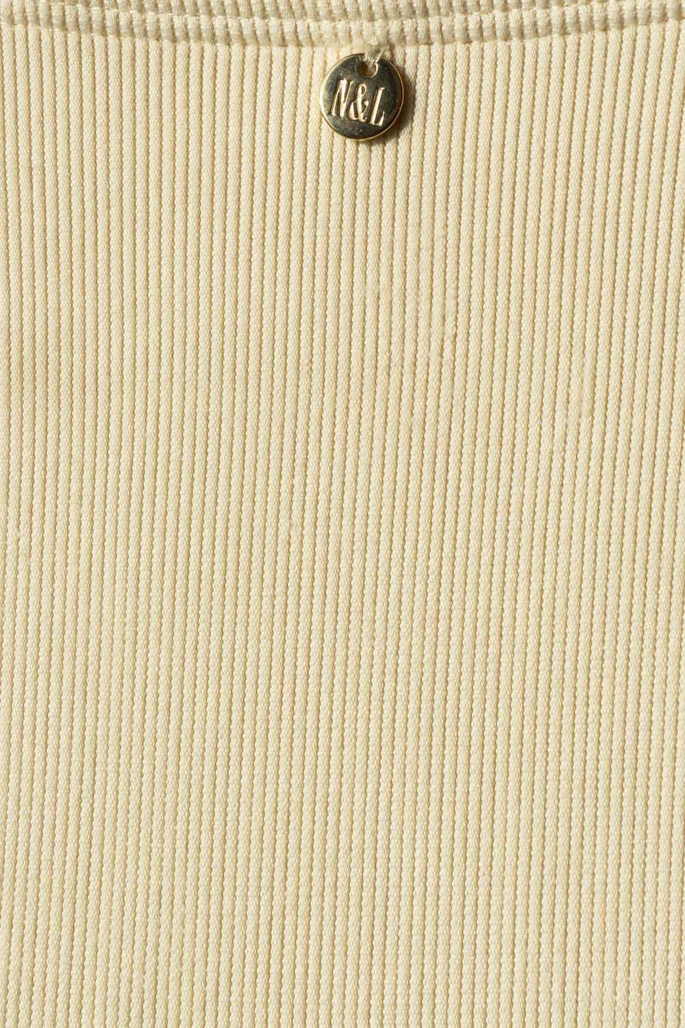 Crema Sporty Top
